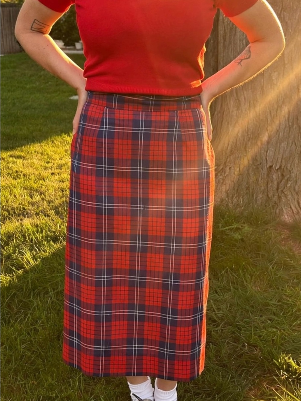 Vintage 1980s Red Navy Plaid High Waist Midi Skirt